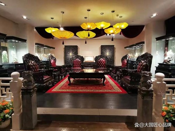 权威发布！中国红木家具十大品牌最新排名，选购必看！