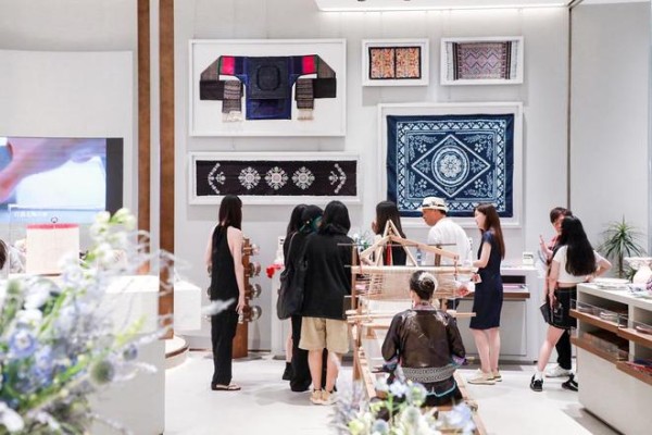 爱涂妆助力中国设计未来,以数字科技共创空间美学新范式