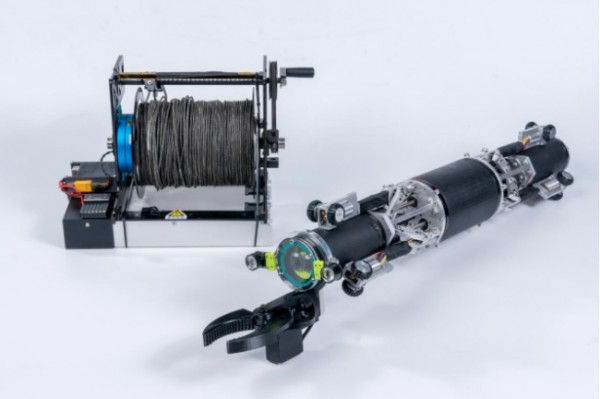 狭窄管道里如何测绘清障？这款爬行机器人获大奖